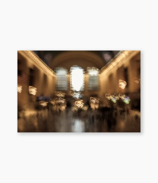 Interior da Grand Central em Nova York em movimento e faixas douradas – fotografia de André Nunez